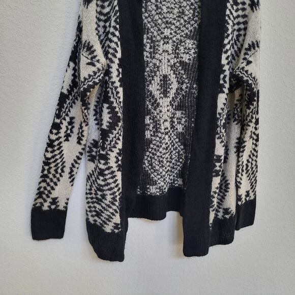 Jolt Cardigan Sweater Womens Small Black Geometric Fall Winter, Casual Boho - Picture 8 of 11